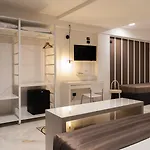 Continental 4*