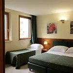 Continental Hotel 4*
