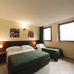 Continental 4*
