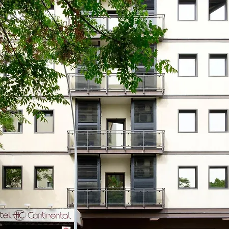 ホテル コンチネンタル 4*