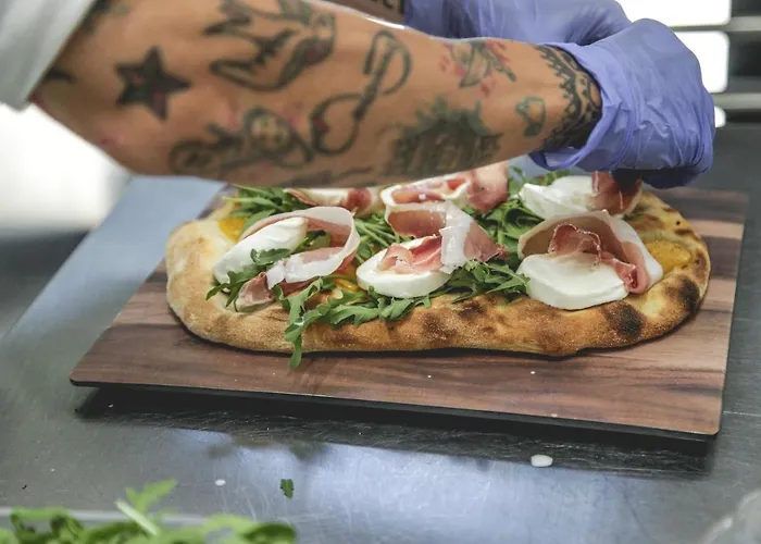 Continental מלון